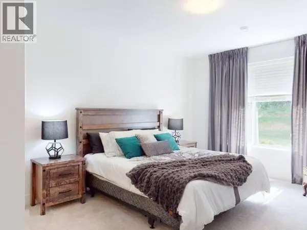 4048 SATURNA AVE, Powell River, BC