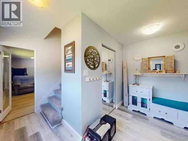 4859 BOWNESS AVE, Powell River, BC V8A3S6