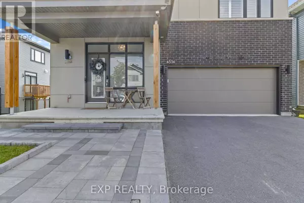 4556 KELLY FARM DRIVE, Ottawa, ON K1X0G8