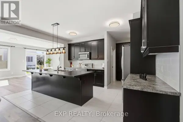 652 CONTINENTAL AVENUE, Ottawa, ON K2V0R1