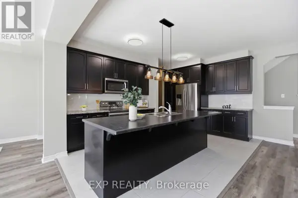 652 CONTINENTAL AVENUE, Ottawa, ON K2V0R1