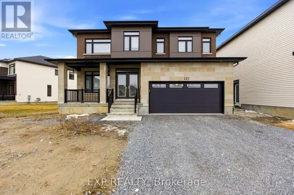 137 SHELLERIGHT STREET, Ottawa, ON K2M0N9