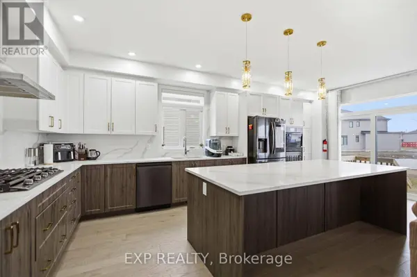 137 SHELLERIGHT STREET, Ottawa, ON K2M0N9