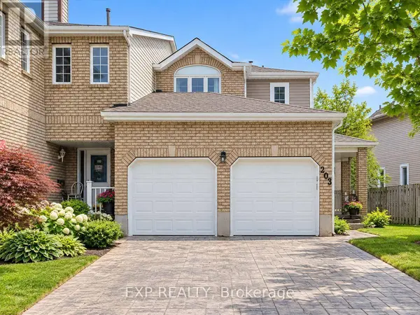203 THORNBURY CRESCENT