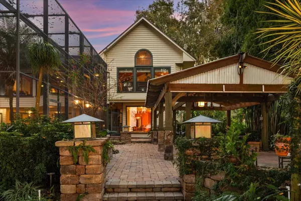 15815 ACORN CIR, Tavares, FL 32778