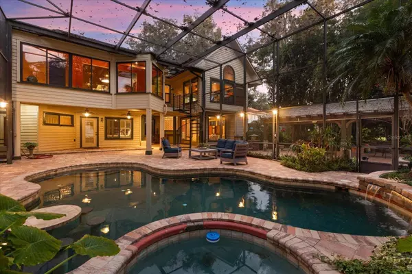 15815 ACORN CIR, Tavares, FL 32778