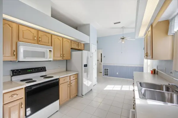 309 BAYTREE BLVD, Tavares, FL 32778