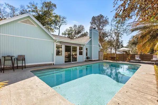 333 FOREST RD, Mount Dora, FL 32757