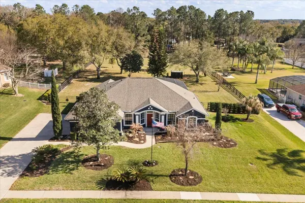 7624 LAKE ANGELINA DR, Mount Dora, FL 32757