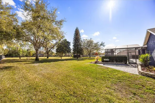 7624 LAKE ANGELINA DR, Mount Dora, FL 32757