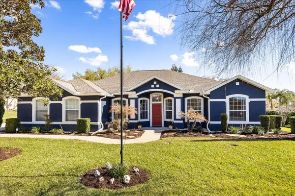 7624 LAKE ANGELINA DR, Mount Dora, FL 32757