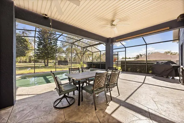 7624 LAKE ANGELINA DR, Mount Dora, FL 32757