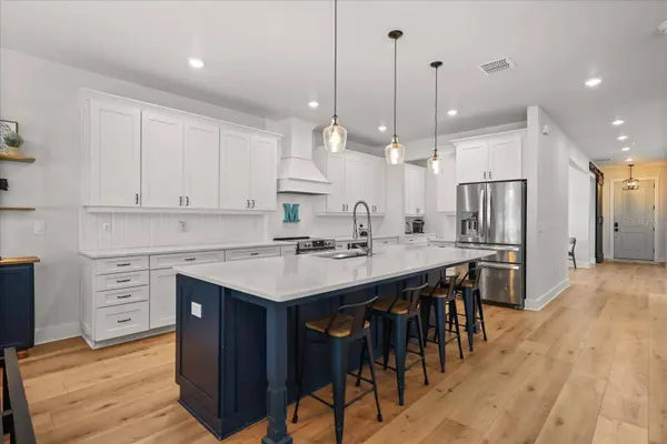 21709 HIDDEN CREEK LN, Mount Dora, FL 32757
