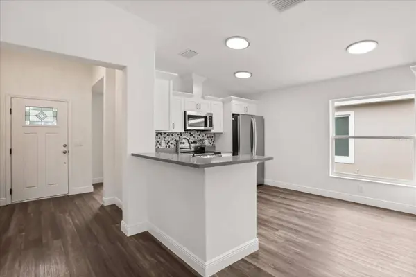 706 BEECHER ST, Leesburg, FL 34748