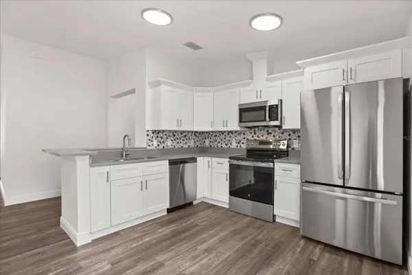 706 BEECHER ST, Leesburg, FL 34748