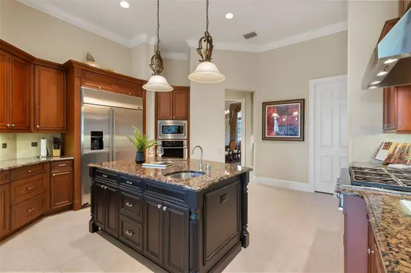 26010 ESTATES RIDGE DR, Sorrento, FL 32776