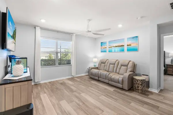 4857 PANGA AVE, Mount Dora, FL 32757
