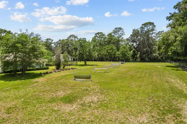 22 WOOD RIDGE DR, Ocala, FL 34482