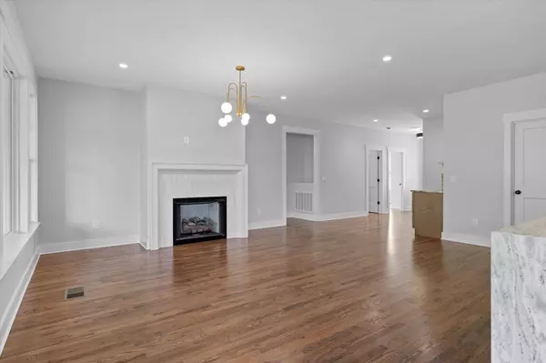 210 Arthur LN, Cleveland, TN 37312