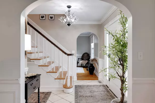 7010 Fairington CIR, Hixson, TN 37343