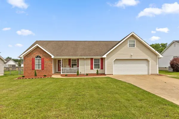 93 Pepper Corn LN, Rossville, GA 30741
