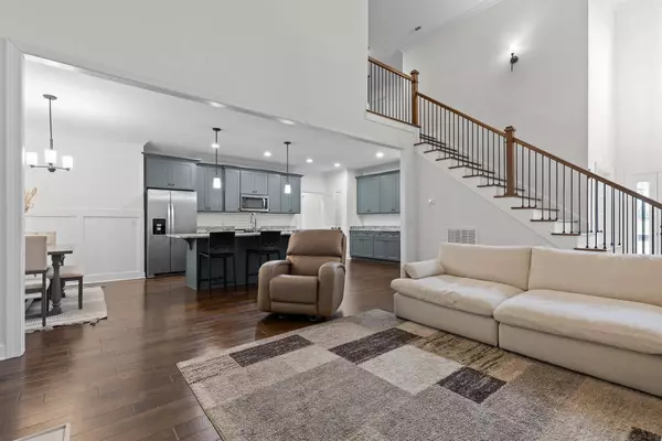 6434 Satjanon DR, Ooltewah, TN 37363