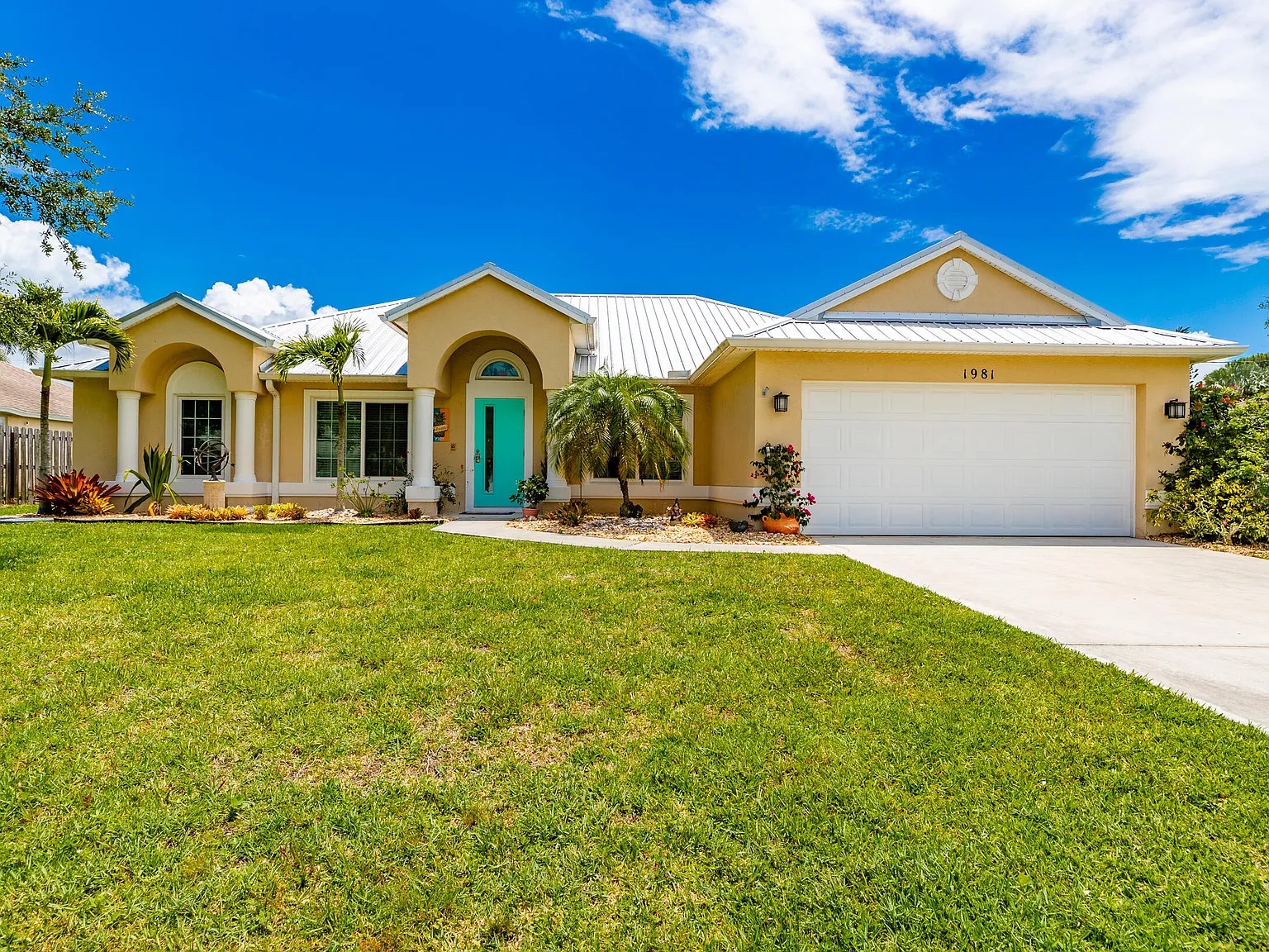 1981 SE Dock St, Port Saint Lucie, FL