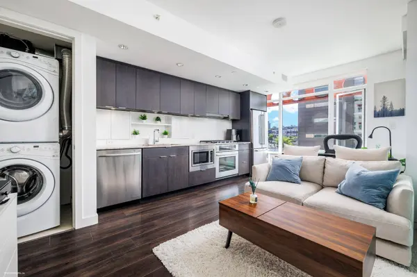 161 E 1st ST #607, Vancouver, BC V6A 0G1