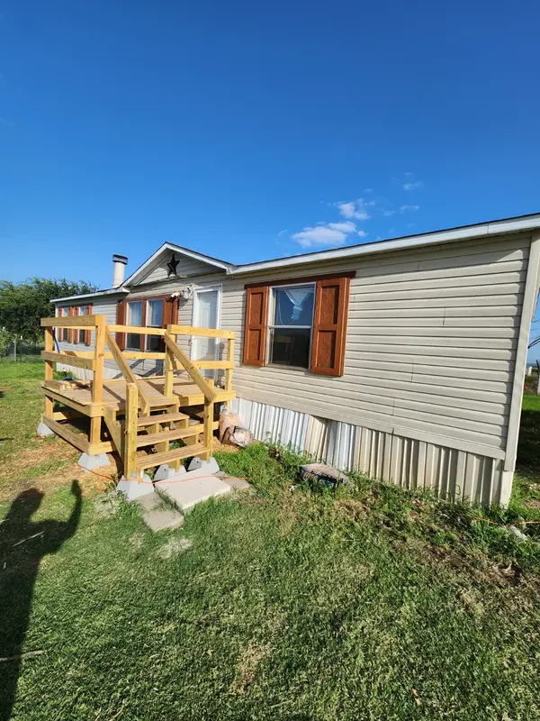 441 Quail Chase Dr, Decatur, TX 76234-7813