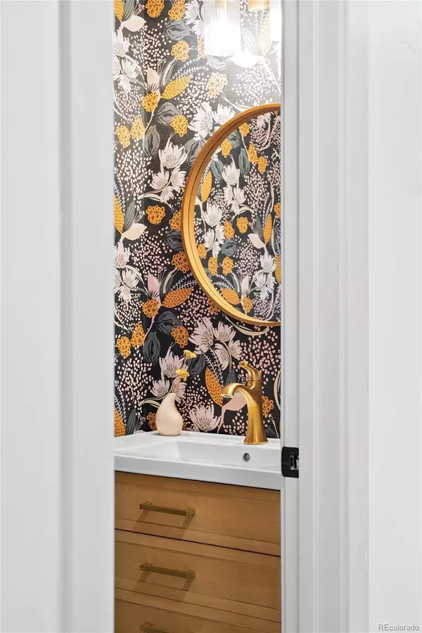 3930 S Spruce ST, Denver, CO 80237