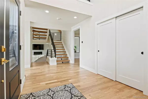 1427 W Briarwood AVE, Littleton, CO 80120