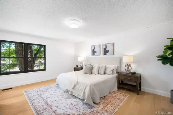 7308 S Steele CIR, Centennial, CO 80122