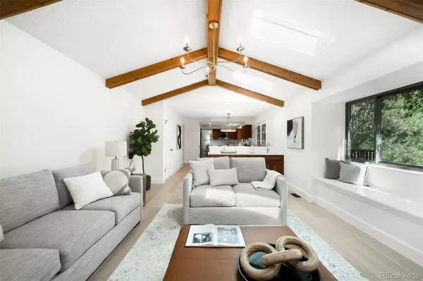 7308 S Steele CIR, Centennial, CO 80122