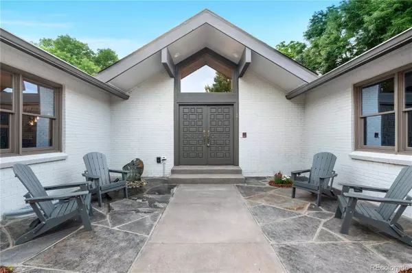 3 Columbine LN, Littleton, CO 80123