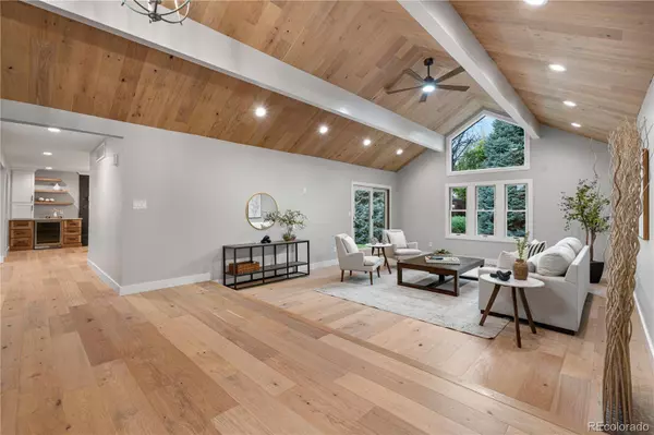 3 Columbine LN, Littleton, CO 80123