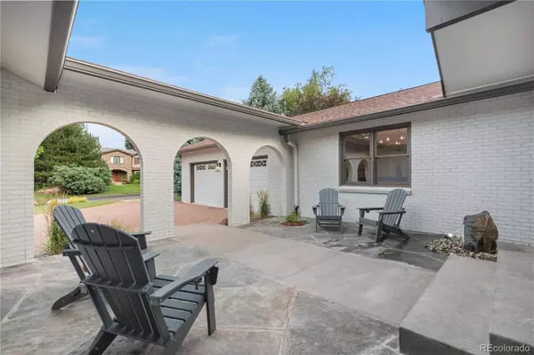 3 Columbine LN, Littleton, CO 80123