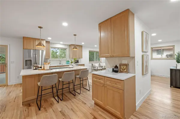 8633 W Warren DR, Lakewood, CO 80227