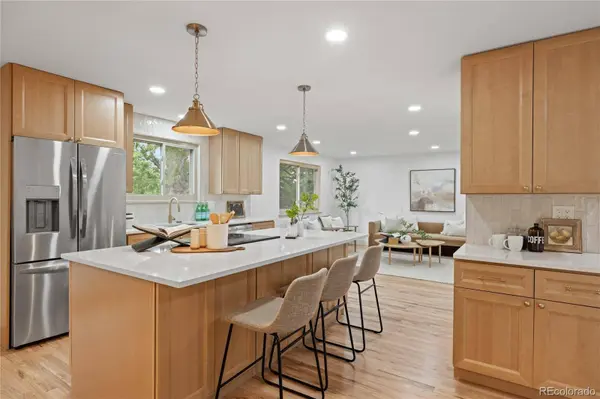 8633 W Warren DR, Lakewood, CO 80227