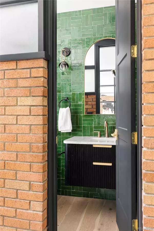 5030 Aspen DR, Littleton, CO 80123