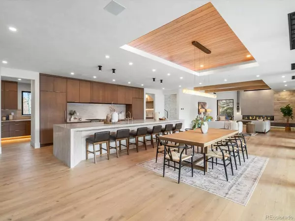 950 S Steele ST, Denver, CO 80209