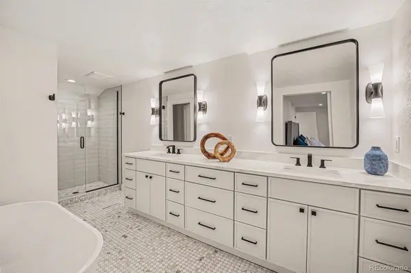 3825 S Peach WAY, Denver, CO 80237