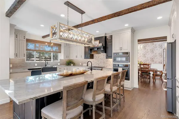 10049 Wyecliff DR, Highlands Ranch, CO 80126