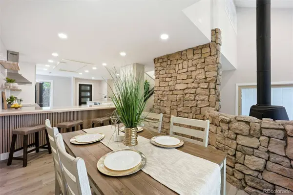 1581 W Briarwood AVE, Littleton, CO 80120