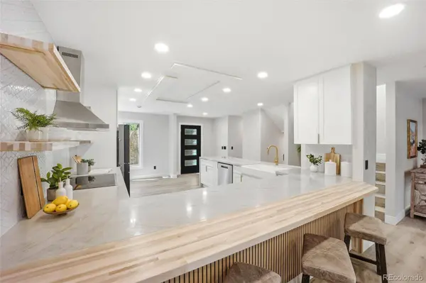 1581 W Briarwood AVE, Littleton, CO 80120