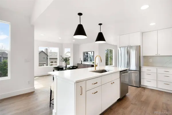 9625 Cherryvale DR, Highlands Ranch, CO 80126