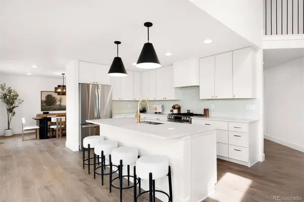 9625 Cherryvale DR, Highlands Ranch, CO 80126
