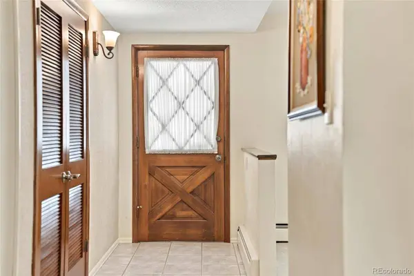 12234 W Applewood Knolls DR, Denver, CO 80215