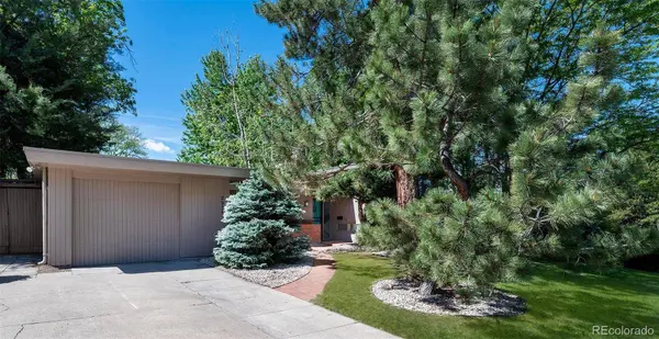 2935 S Lafayette DR, Englewood, CO 80113