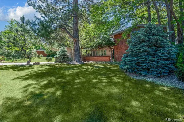 2935 S Lafayette DR, Englewood, CO 80113