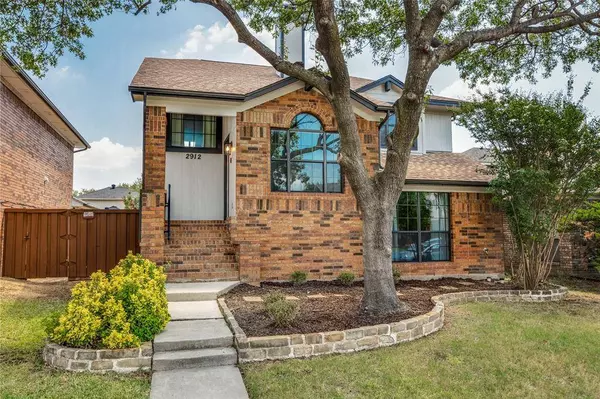 2912 Fort Point Lane, Carrollton, TX 75007